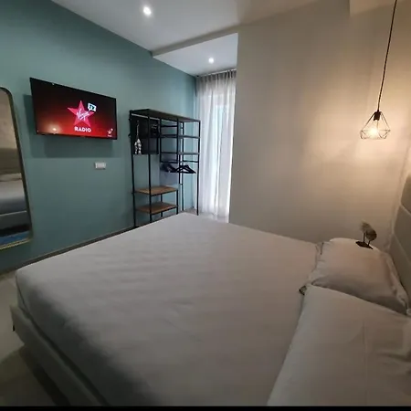 Playa Degli Angeli Levante Apartamento